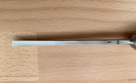 Two Cherries Fishtail Chisels - Image 2